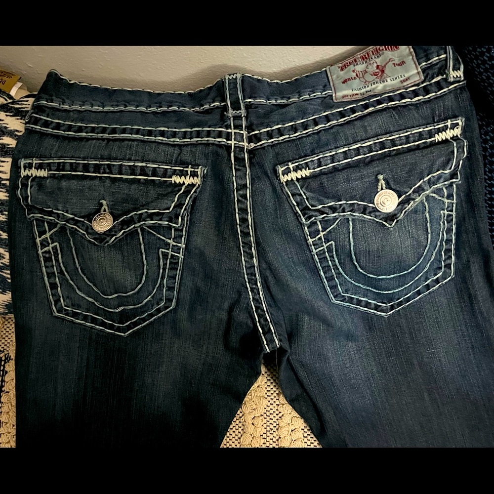 Men True Religion Jeans Size 36/altered to size 30. See pic. In good condition